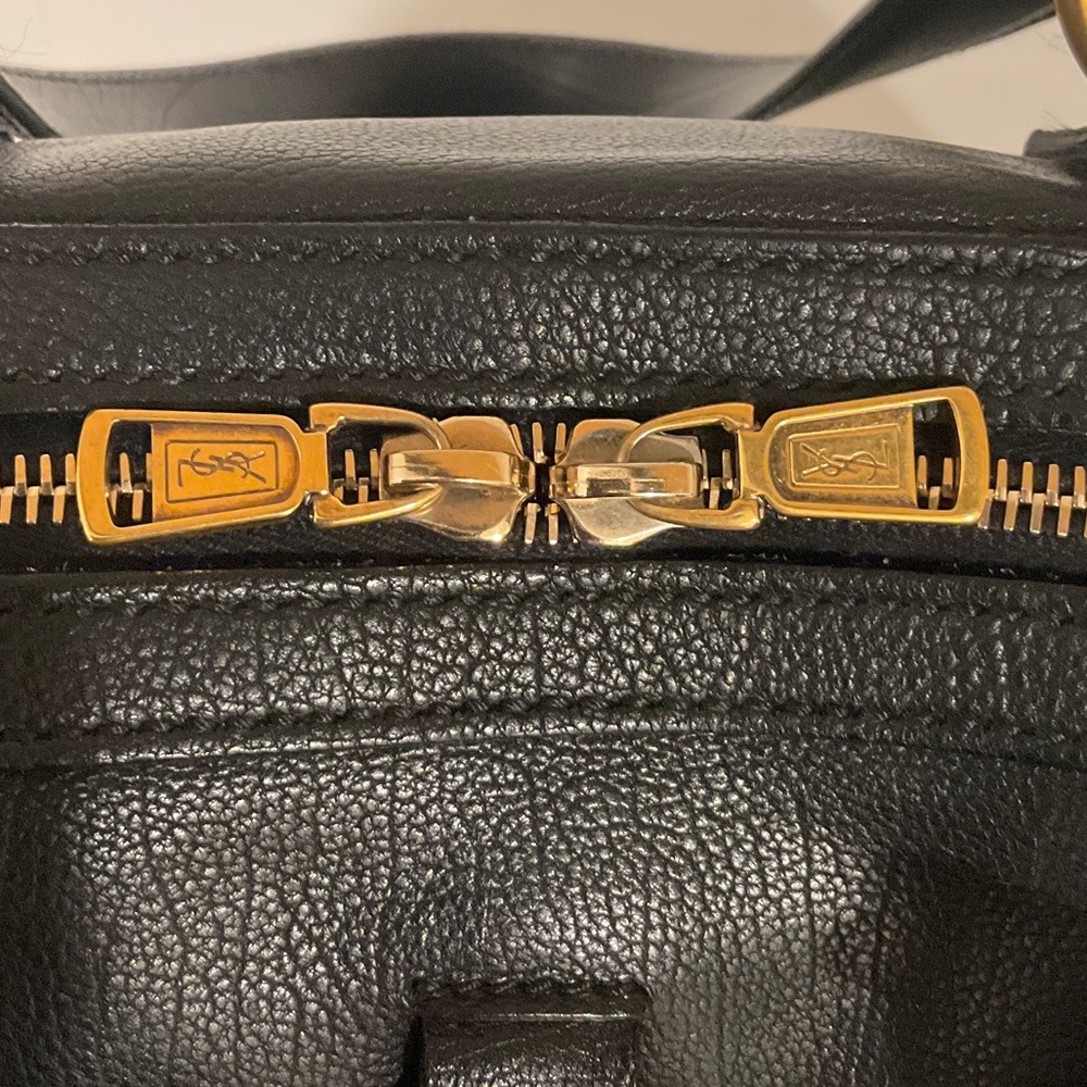 Saint Laurent Muse Handbag - Picture 6 of 12